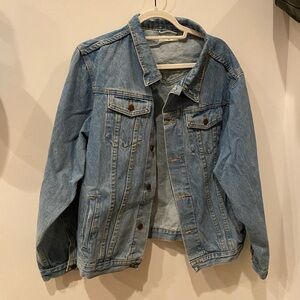 Elia Cher Demin Jacket Size Medium
